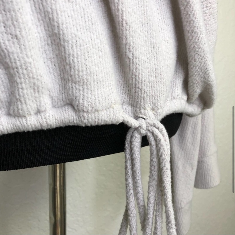 Lazy Sundays Light Gray Soft Knit Wrap Front Draw… - image 5